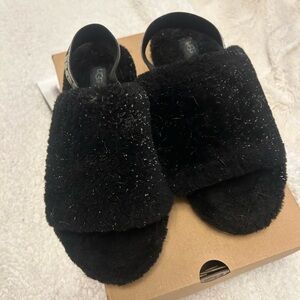 UGG’s Slippers size 8